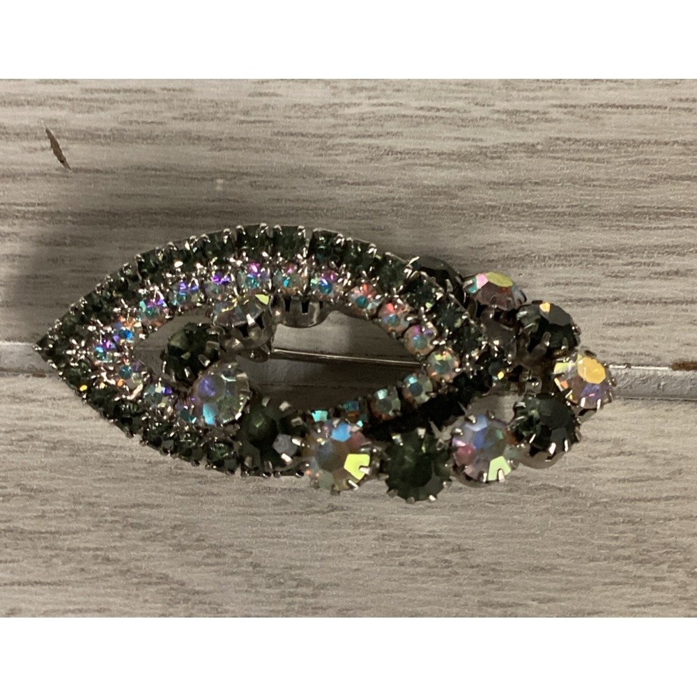 Silvertone Pin w/Faux Iridescent Diamonds & Black Stones Oval Vintage